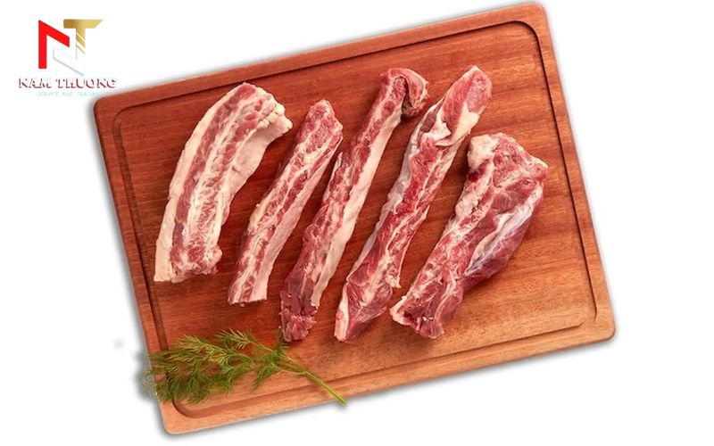 các phần thịt bò sườn bò