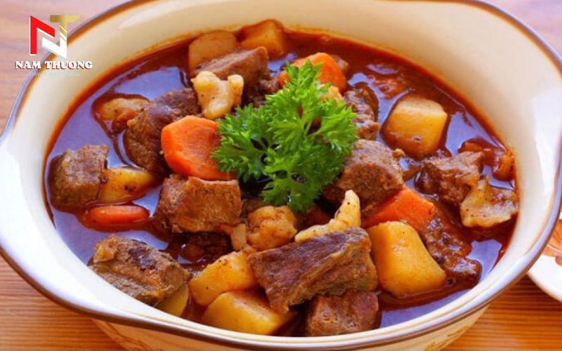 Dẻ sườn bò nấu cà ri